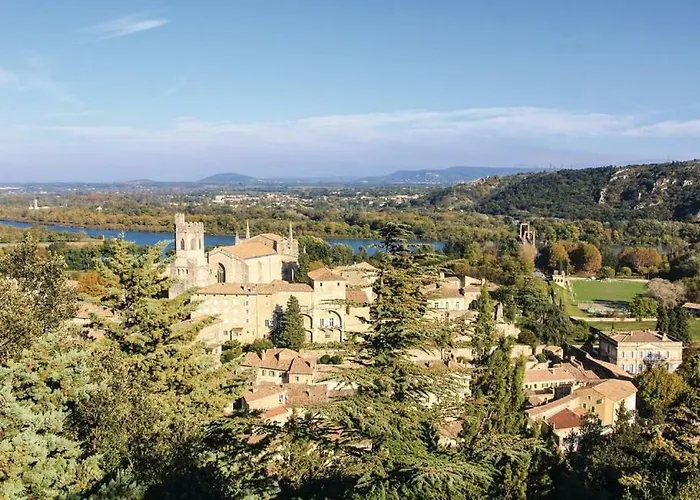 LES JARDINS DE LA CATHÉDRALE chambres d Hôtes gîte de groupe